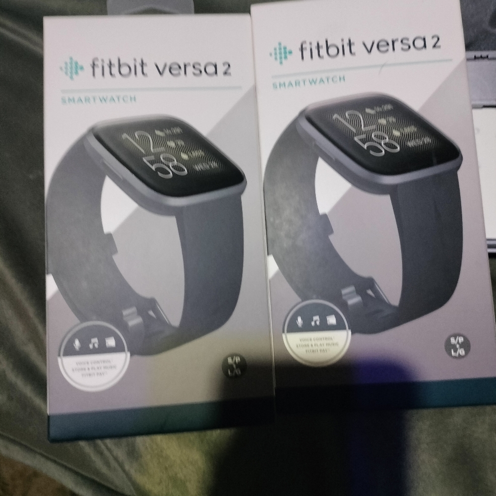 URGENT . RENT. BRSN NEW FIT BIT VERSA 2
